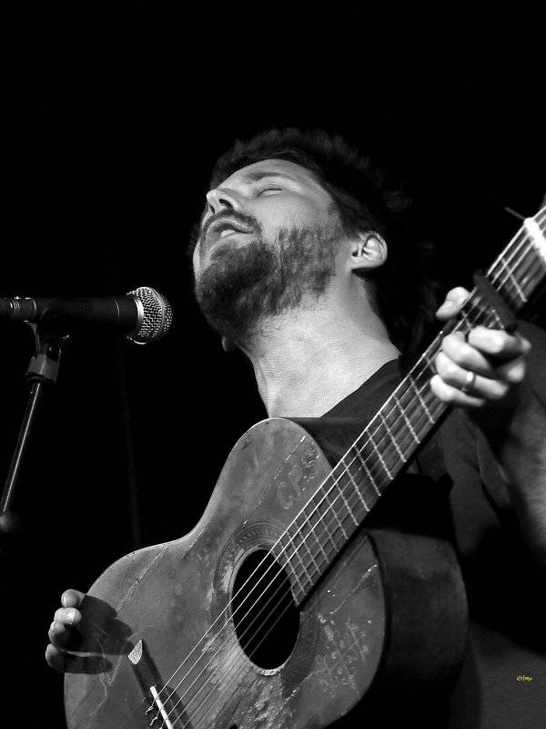 Christopher Paul Stelling back for a short tour next week